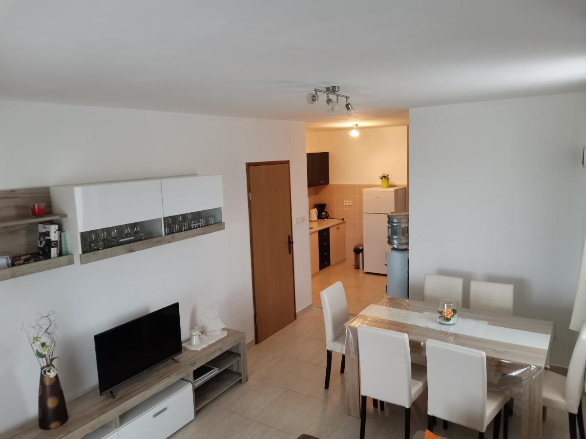 Apartman Jadranka Vir Extérieur photo